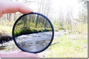 330px-Neutral_density_filter_demonstration