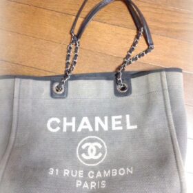 シャネル ドーヴィルのトートバッグカラーが蘇りました!