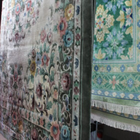 【写真で解説】ペルシャ絨毯の正しい洗い方｜高圧洗浄機との違いと専門クリーニング工程