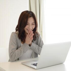 ウェディングドレスの脇汗臭は取れる?ワキガでもクリーニングで消える?