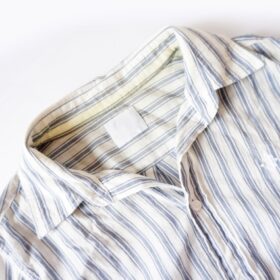 事例003 大切なブラウスに汗ジミ（黄ばみ）が！洗っても取れないよ・・・