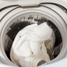 天然石けんで敷きパッドを洗ってみよう！天然石けんを使った大物洗いのコツ