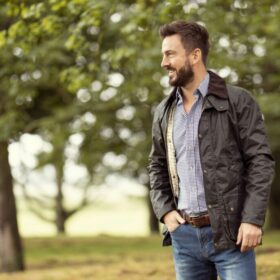 オイルドコートの洗濯は宅配で簡単に！おすすめクリーニング店調査