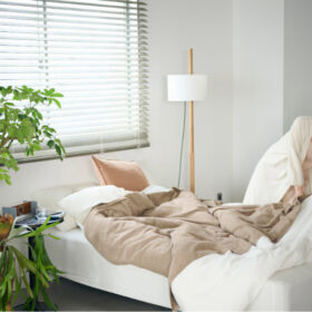 布団って干してるから清潔…と思っていませんか？クリーニングが必要な理由