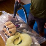 ぬいぐるみを圧縮袋で保管